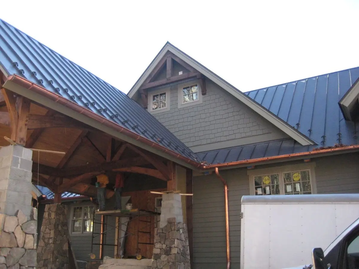 Craftsman Roofing team delivering quality roofing work in Deerfield